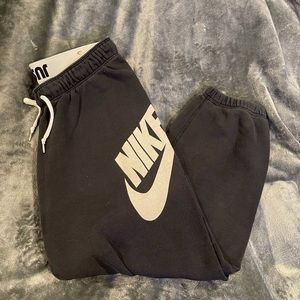 Nike Joggers